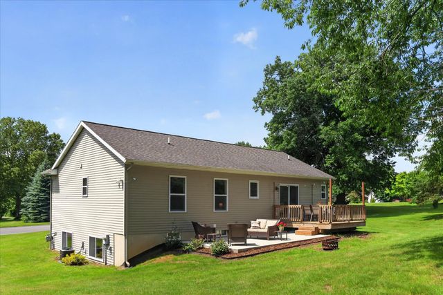 2747 4 Mile Road NW, Grand Rapids, MI 49544