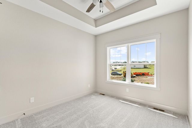 197 E Bridge Circle, Polk City, IA 50226