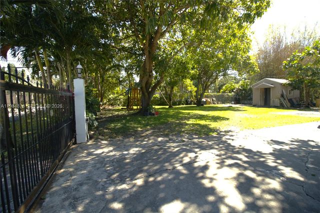 1142 NW 2nd Avenue, Fort Lauderdale, FL 33311