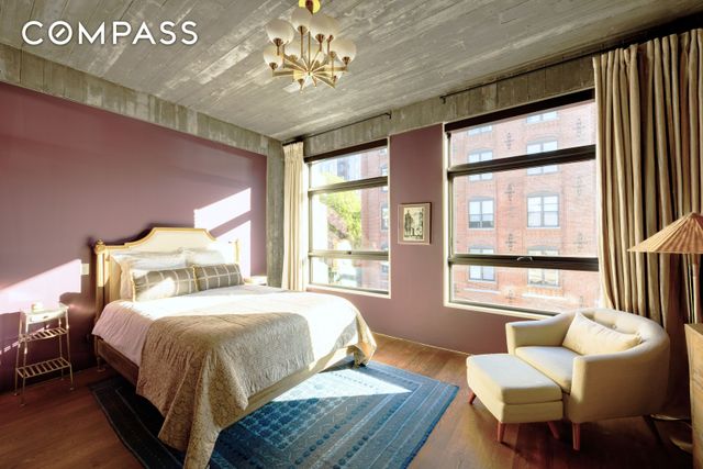 3 Wythe Lane, New York City, NY 11249