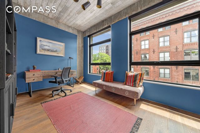3 Wythe Lane, New York City, NY 11249