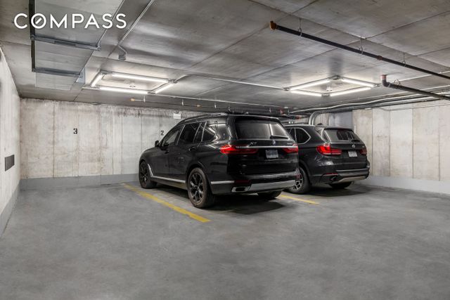 3 Wythe Lane, New York City, NY 11249