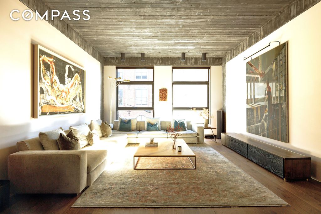 3 Wythe Lane, New York City, NY 11249