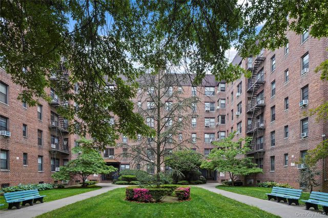 2280 Burnett Street 3C, Brooklyn, NY 11229