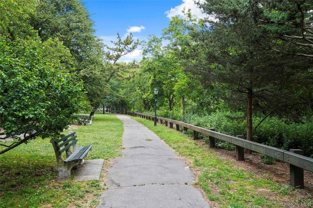 2280 Burnett Street 3C, Brooklyn, NY 11229