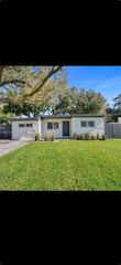 5721 Arthur St, Hollywood, FL 33021
