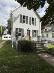 579 Forest AVENUE, Fond Du Lac, WI 54935