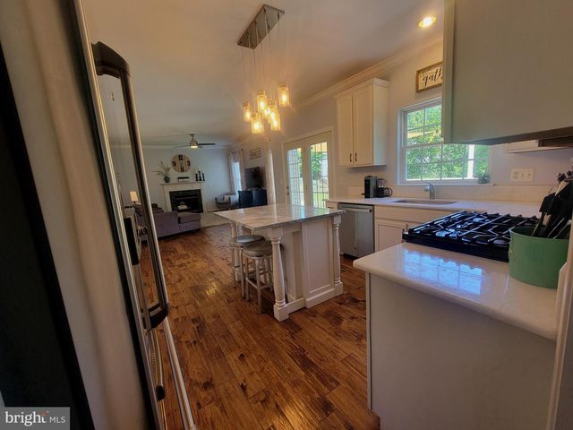 104 DUVALL CT SE, Leesburg, VA 20175
