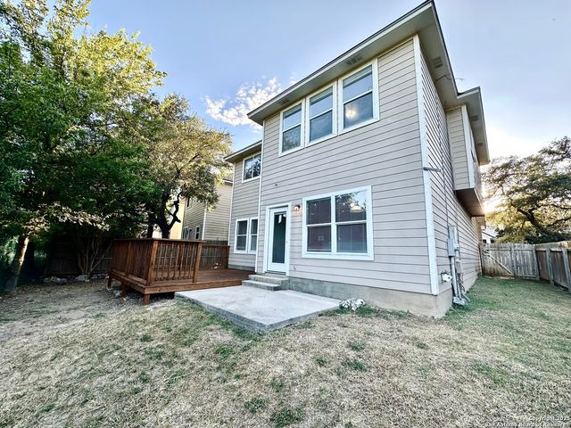 22230 Goldcrest Run, San Antonio, TX 78260