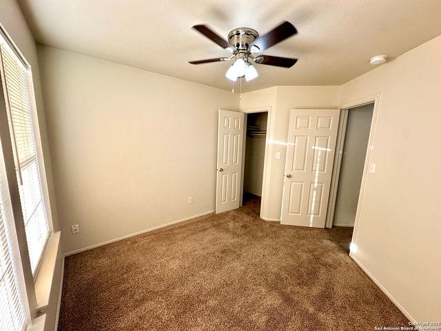 22230 Goldcrest Run, San Antonio, TX 78260