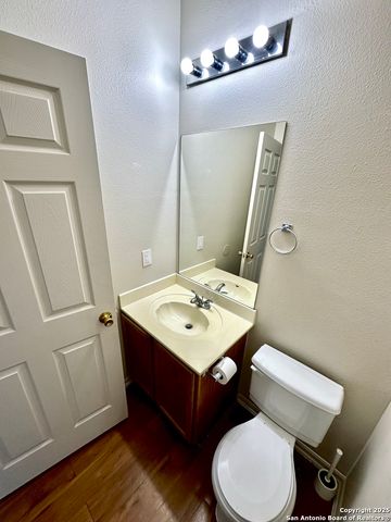 22230 Goldcrest Run, San Antonio, TX 78260