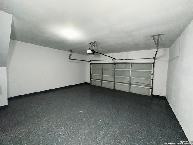 22230 Goldcrest Run, San Antonio, TX 78260
