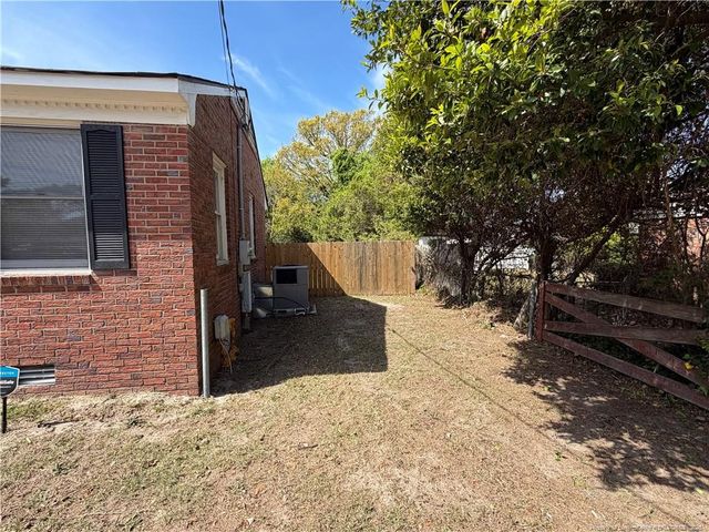 1904 Westhill Drive, Fayetteville, NC 28304