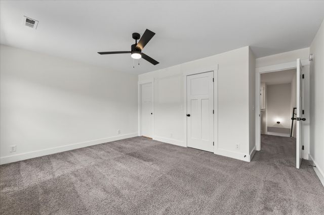 319 Front Ridge Circle, Clarksville, TN 37040