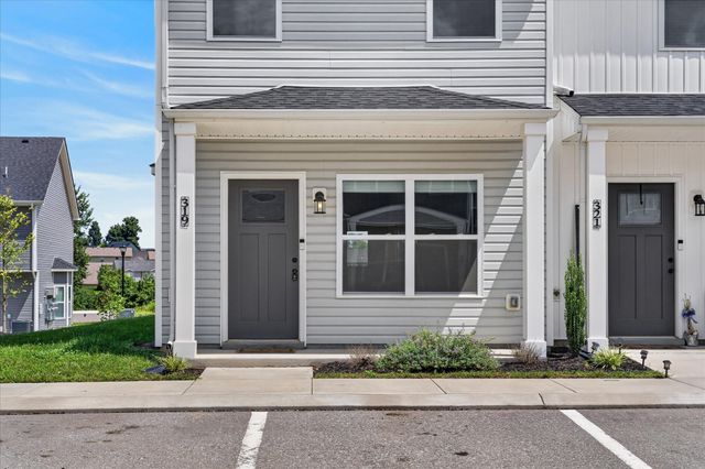 319 Front Ridge Circle, Clarksville, TN 37040