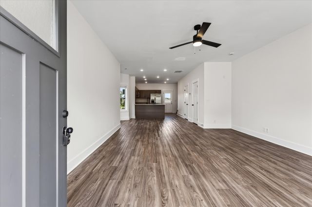 319 Front Ridge Circle, Clarksville, TN 37040