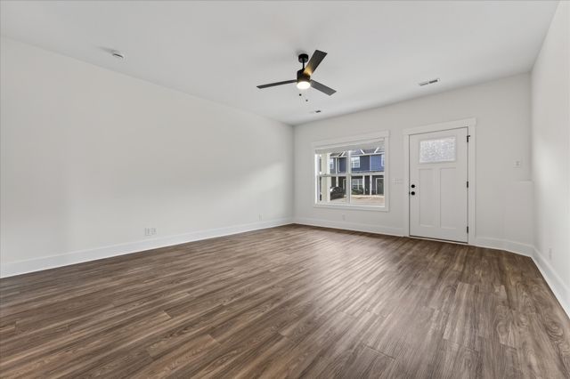 319 Front Ridge Circle, Clarksville, TN 37040