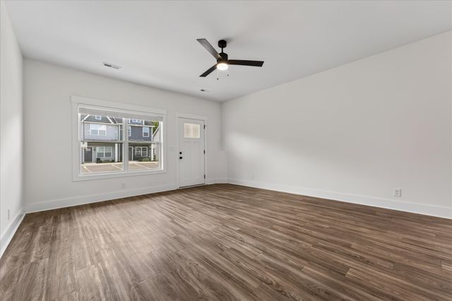 319 Front Ridge Circle, Clarksville, TN 37040