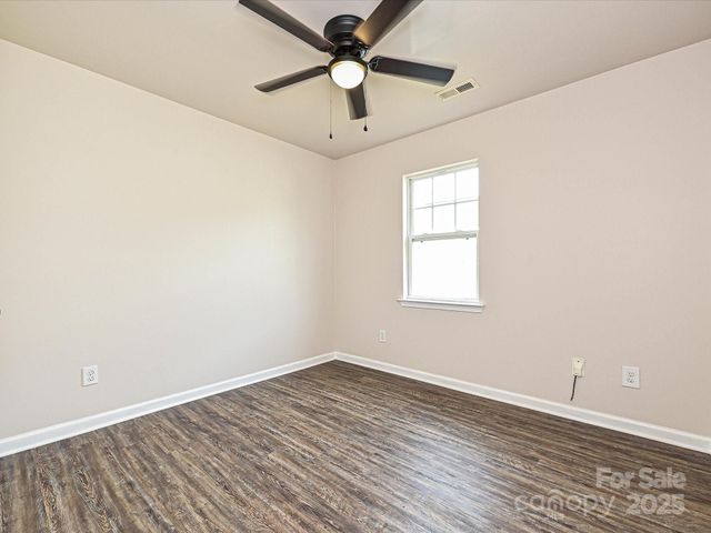 2822 Seymour Drive, Charlotte, NC 28208