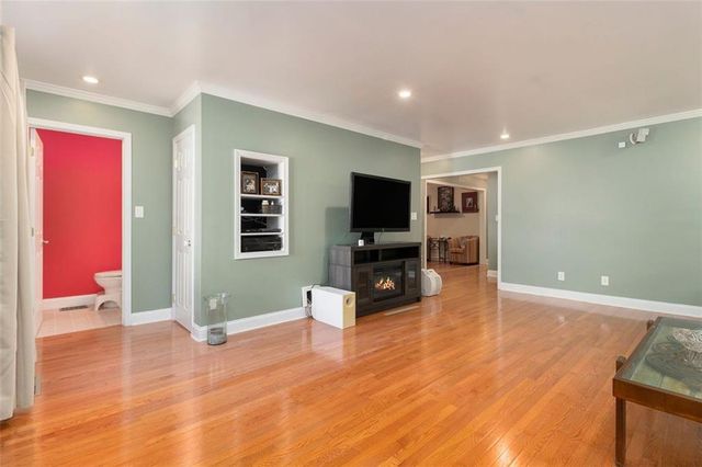 1395 ALVERADO Way, Decatur, GA 30032