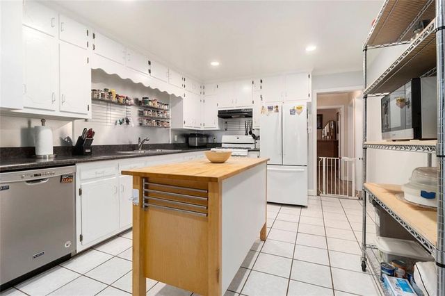 1395 ALVERADO Way, Decatur, GA 30032