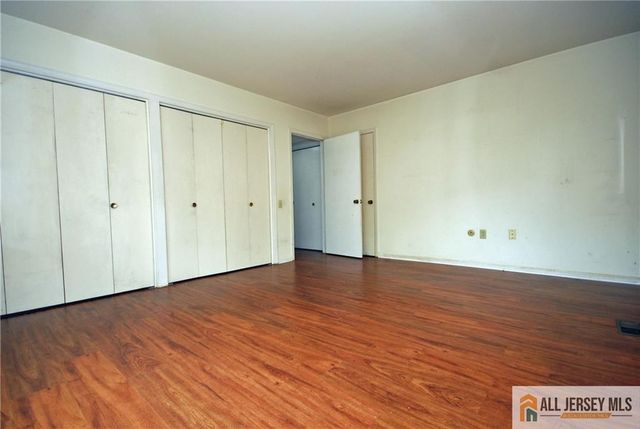 97 Glenwood Lane B, Monroe, NJ 08831