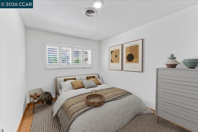 1566 Mann Dr, Pinole, CA 94564