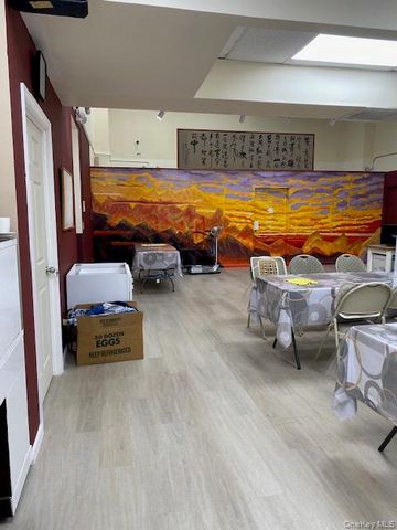 132-35 41st Road CF1E & CF1F, Flushing, NY 11355