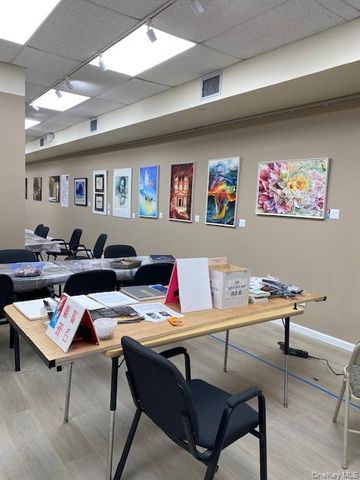 132-35 41st Road CF1E & CF1F, Flushing, NY 11355