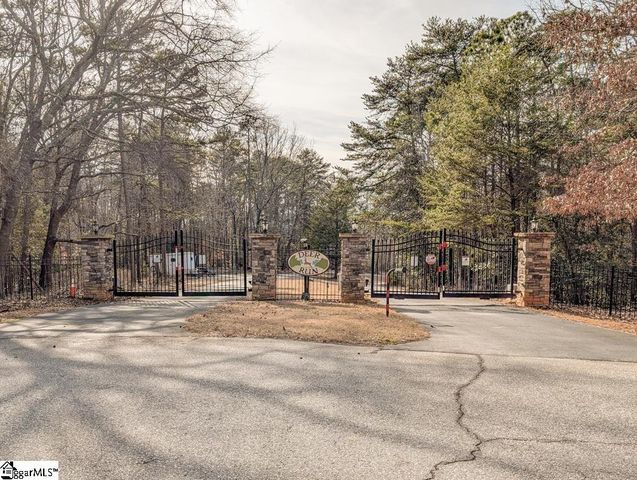 351 Peninsula Drive, Anderson, SC 29626