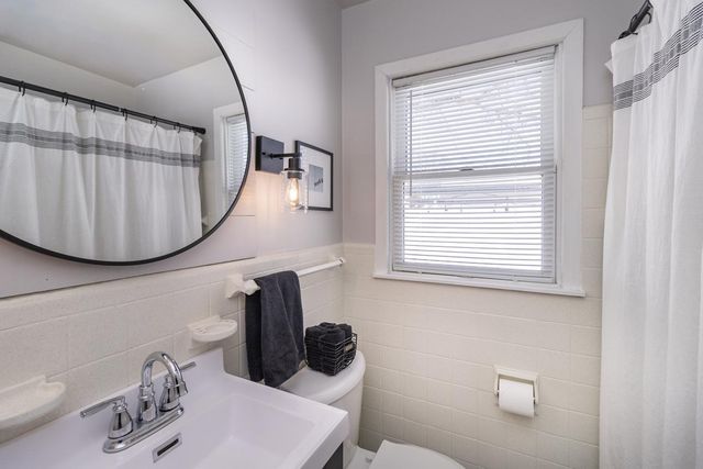 6737 Washburn Avenue S, Richfield, MN 55423