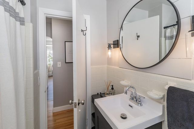 6737 Washburn Avenue S, Richfield, MN 55423