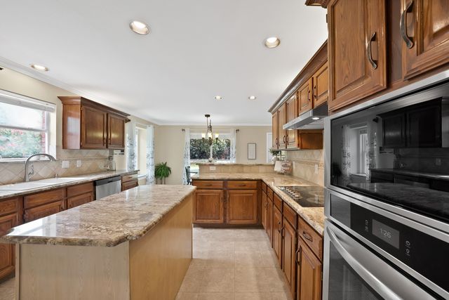 1410 Swallow Circle, Lewisville, TX 75077