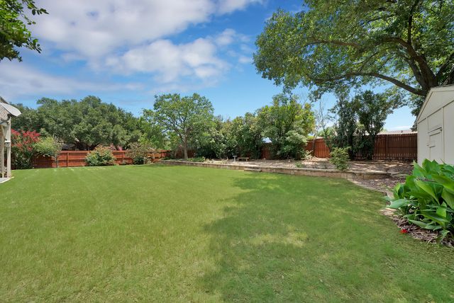 1410 Swallow Circle, Lewisville, TX 75077