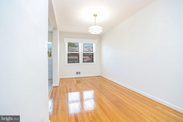 2224 GRAYTHORN RD, Baltimore, MD 21220