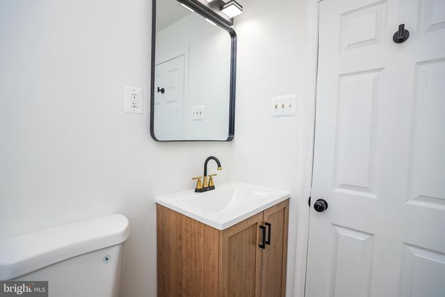 2224 GRAYTHORN RD, Baltimore, MD 21220