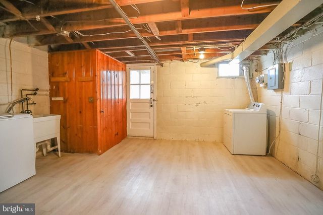 2224 GRAYTHORN RD, Baltimore, MD 21220
