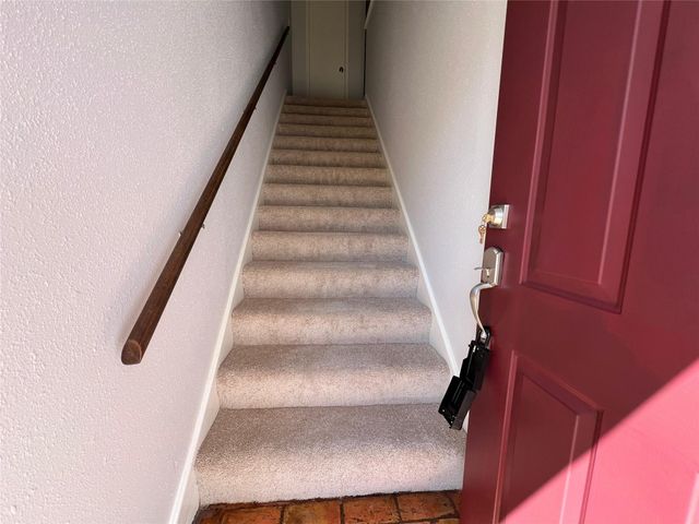 2744 Briarhurst Drive 49, Houston, TX 77057