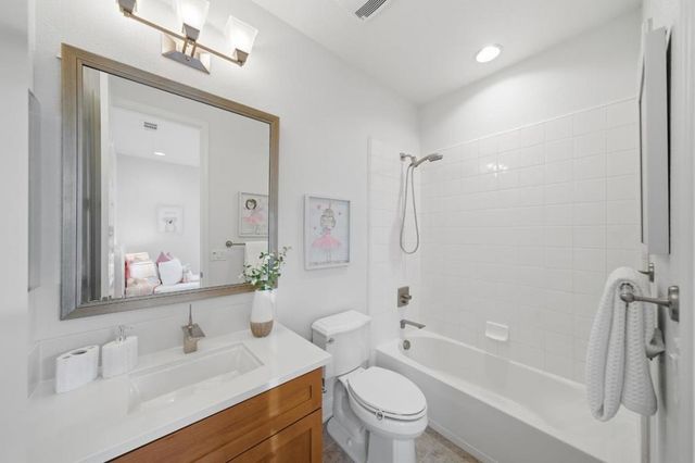 125 Fairchild Drive, Mountain View, CA 94043