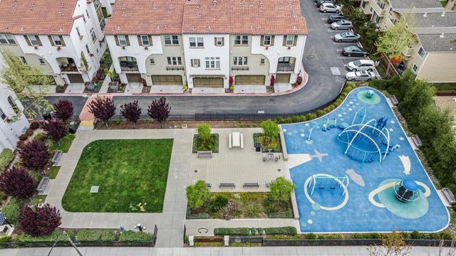 125 Fairchild Drive, Mountain View, CA 94043