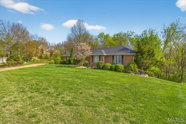 790 Villa Gran Way, Fenton, MO 63026