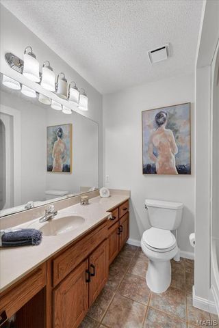 790 Villa Gran Way, Fenton, MO 63026