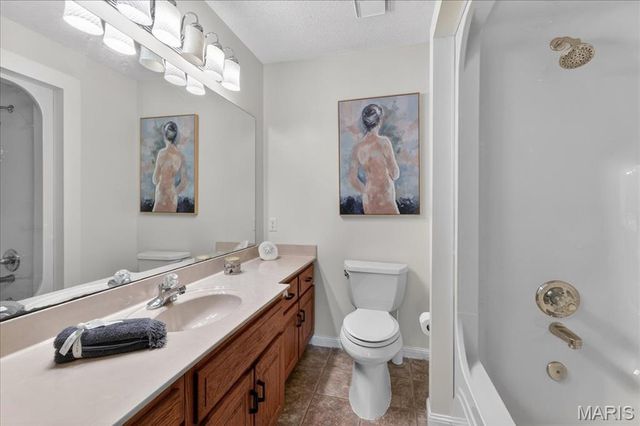 790 Villa Gran Way, Fenton, MO 63026