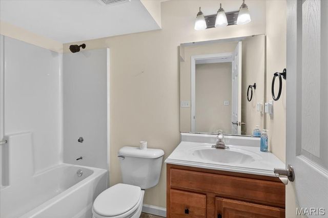 790 Villa Gran Way, Fenton, MO 63026