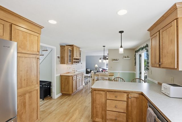 2 Alan Road, Hudson, MA 01749