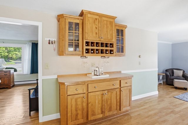 2 Alan Road, Hudson, MA 01749