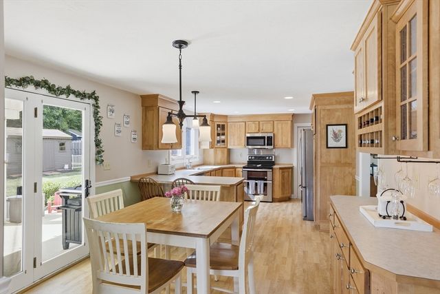 2 Alan Road, Hudson, MA 01749