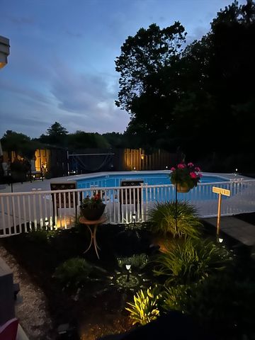 2 Alan Road, Hudson, MA 01749