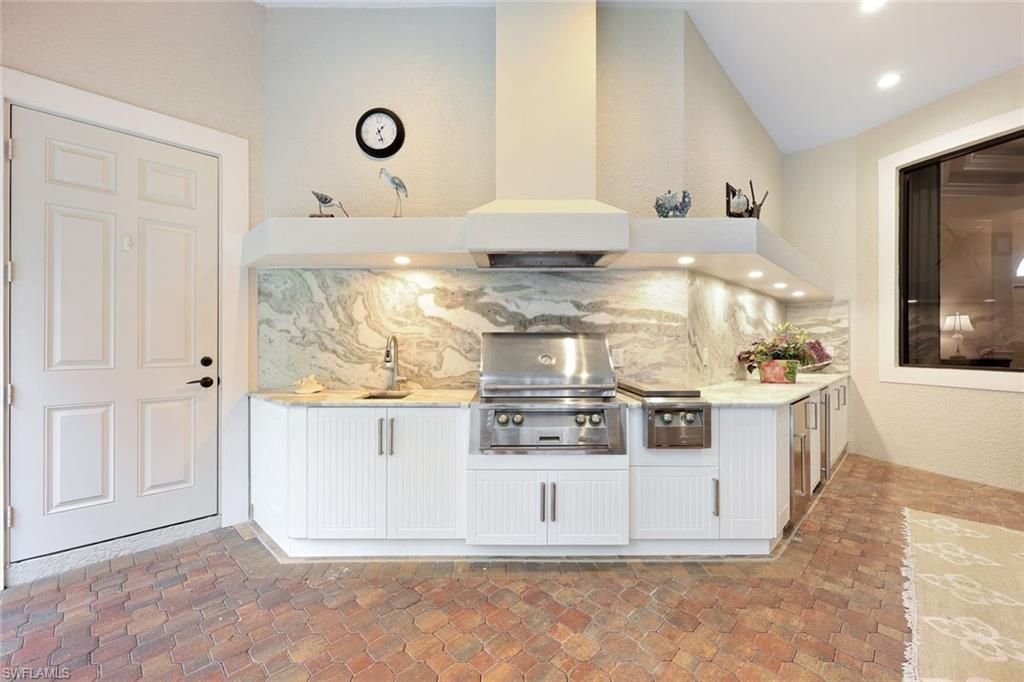 1725 Supreme CT, NAPLES, FL 34110 — photo 3