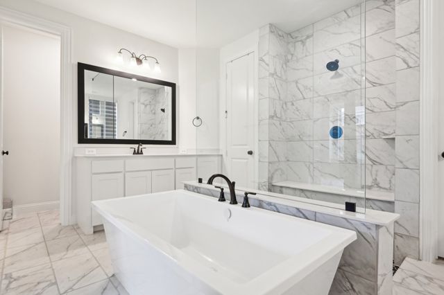925 Oglethorpe Lane, Savannah, TX 76227